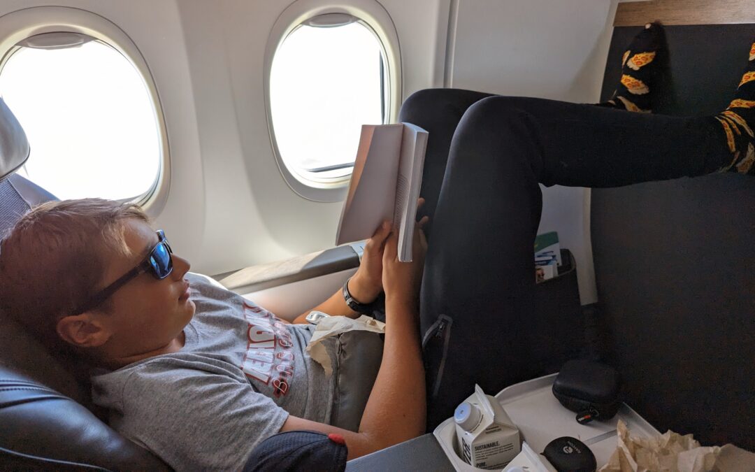 Holiday Travel Without Back Pain: Chiropractor-Approved Tips For Flights And Road Trips